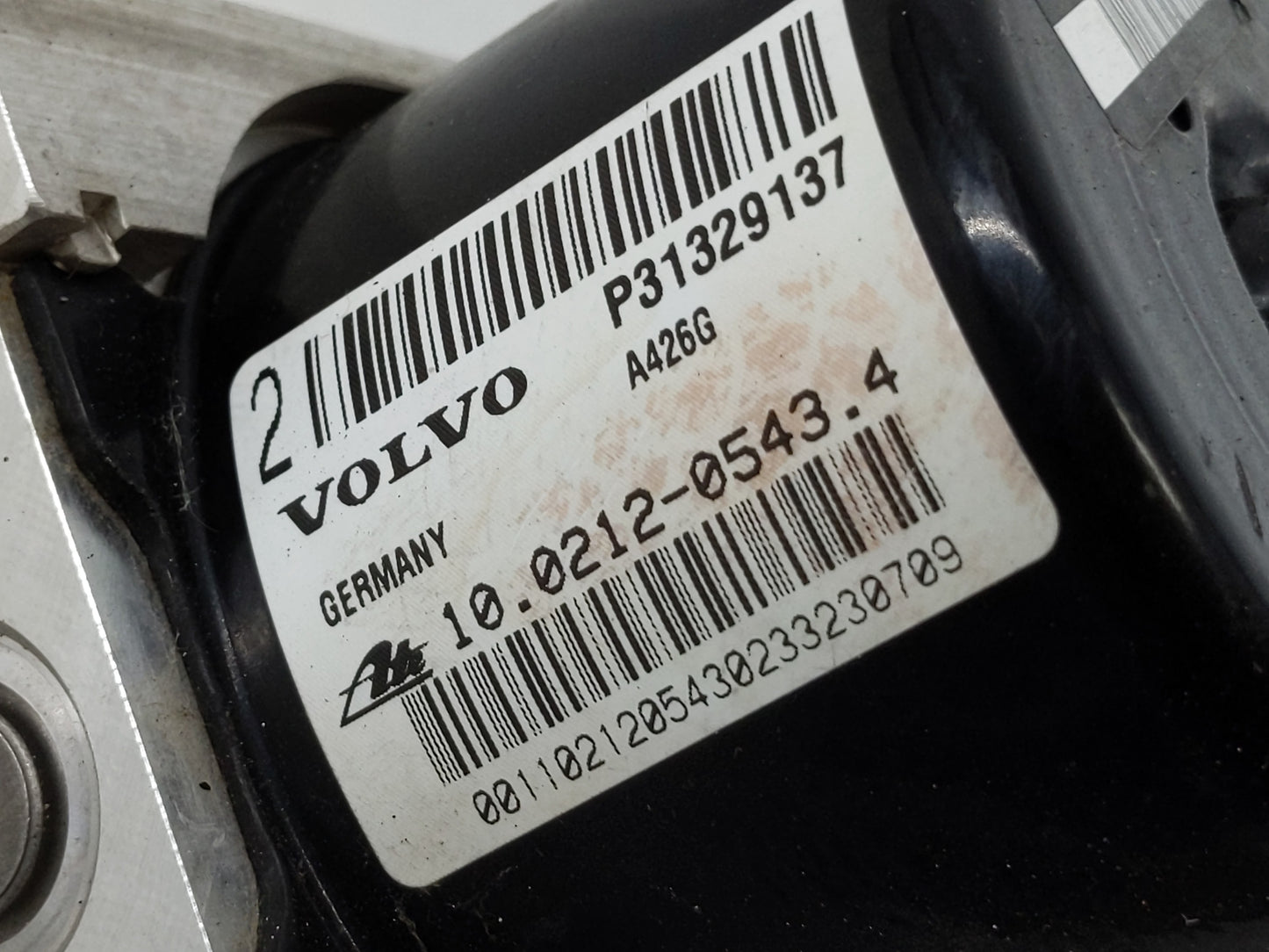 2013 Volvo V60 ABS Pump Control Module Replacement P/N:P31329137 Fits OEM Used Auto Parts - Oemusedautoparts1.com