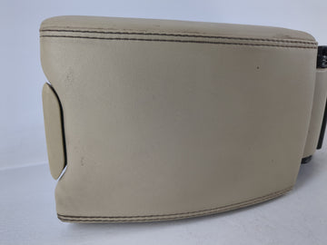 2013-2018 Volvo V60 Center Console Armrest Cover Lid Fits Fits 2011 2012 2013 2014 2015 2016 2017 2018 OEM Used Auto Parts