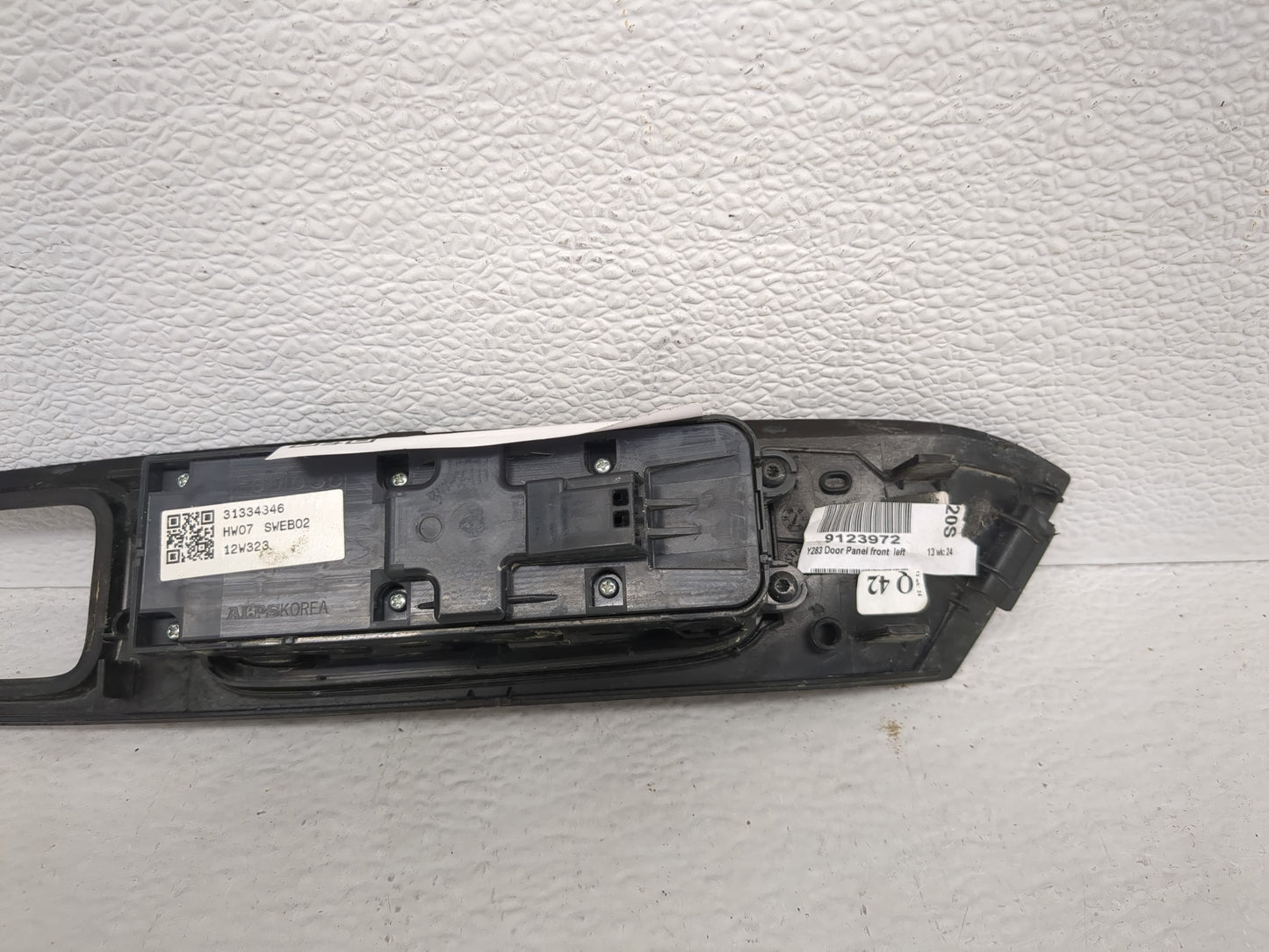 2013 Volvo V60 Master Power Window Switch Replacement Driver Side Left Fits Fits 2010 2011 2012 OEM Used Auto Parts - Oemuse