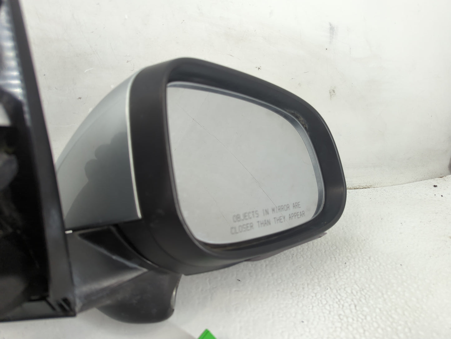 2013-2013 Volvo V60 Passenger Right Side View Manual Door Mirror Silver - Oemusedautoparts1.com