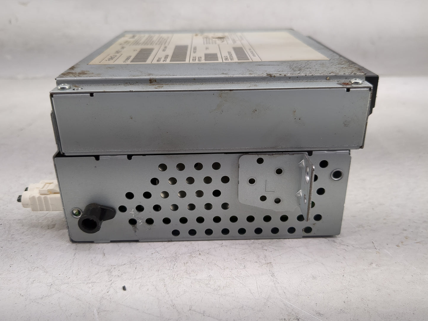 2013 Volvo V60 Radio AM FM Cd Player Receiver Replacement P/N:31358283AA Fits Fits 2011 2012 2014 2015 OEM Used Auto Parts -