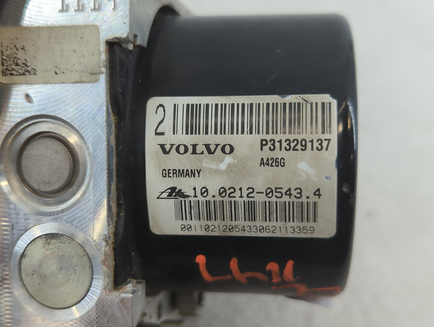 2013-2015 Volvo V60 ABS Pump Control Module Replacement P/N:P31329137 Fits Fits 2011 2012 2013 2014 2015 2016 OEM Used Auto