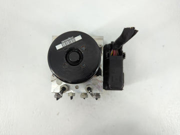 2013-2015 Volvo V60 ABS Pump Control Module Replacement P/N:P31329137 Fits Fits 2011 2012 2013 2014 2015 2016 OEM Used Auto Parts