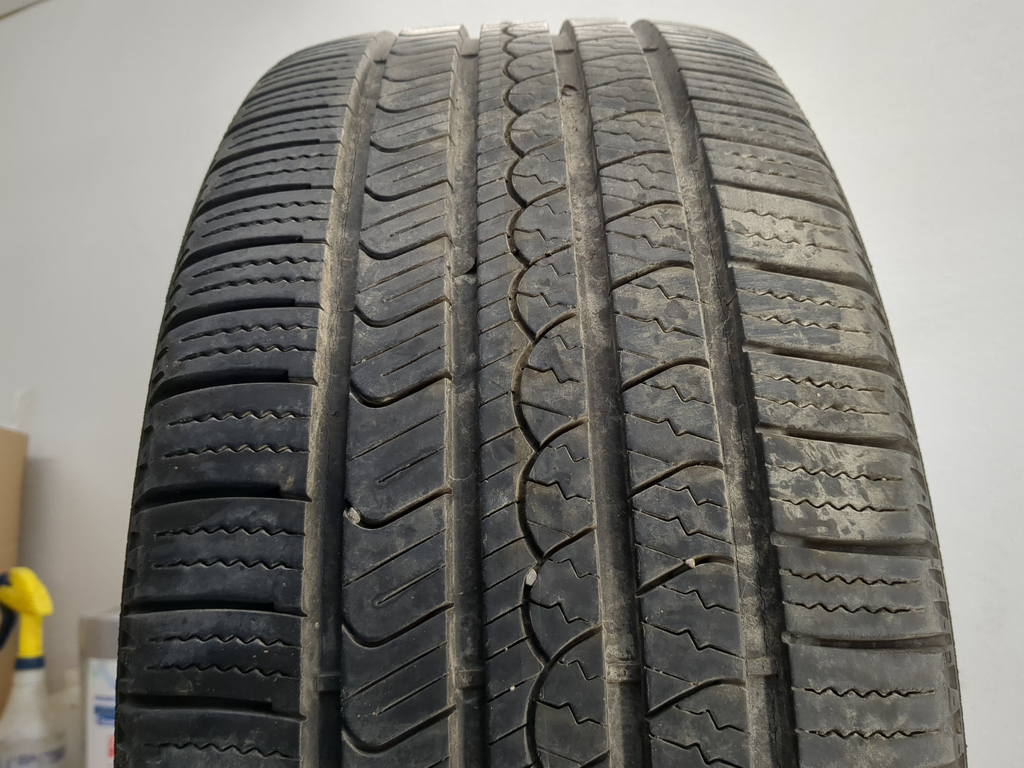 Used Tire 235/50R18 FIRELLI P7 AS PLUS 3 97V - Tread Depth 9/32 - Oemusedautoparts1.com