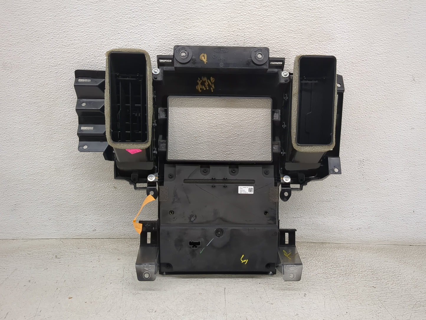 2014 Taurus Radio AM FM Cd Player Receiver Replacement Fits Fits 2015 2016 2017 2018 2019 OEM Used Auto Parts - Oemusedautop
