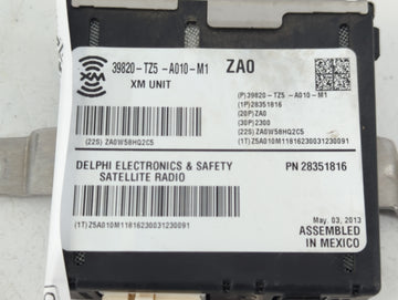 2014-2016 Acura Mdx Radio AM FM Cd Player Receiver Replacement P/N:39820-TZ5-A010-M1 Fits Fits 2014 2015 2016 OEM Used Auto Parts