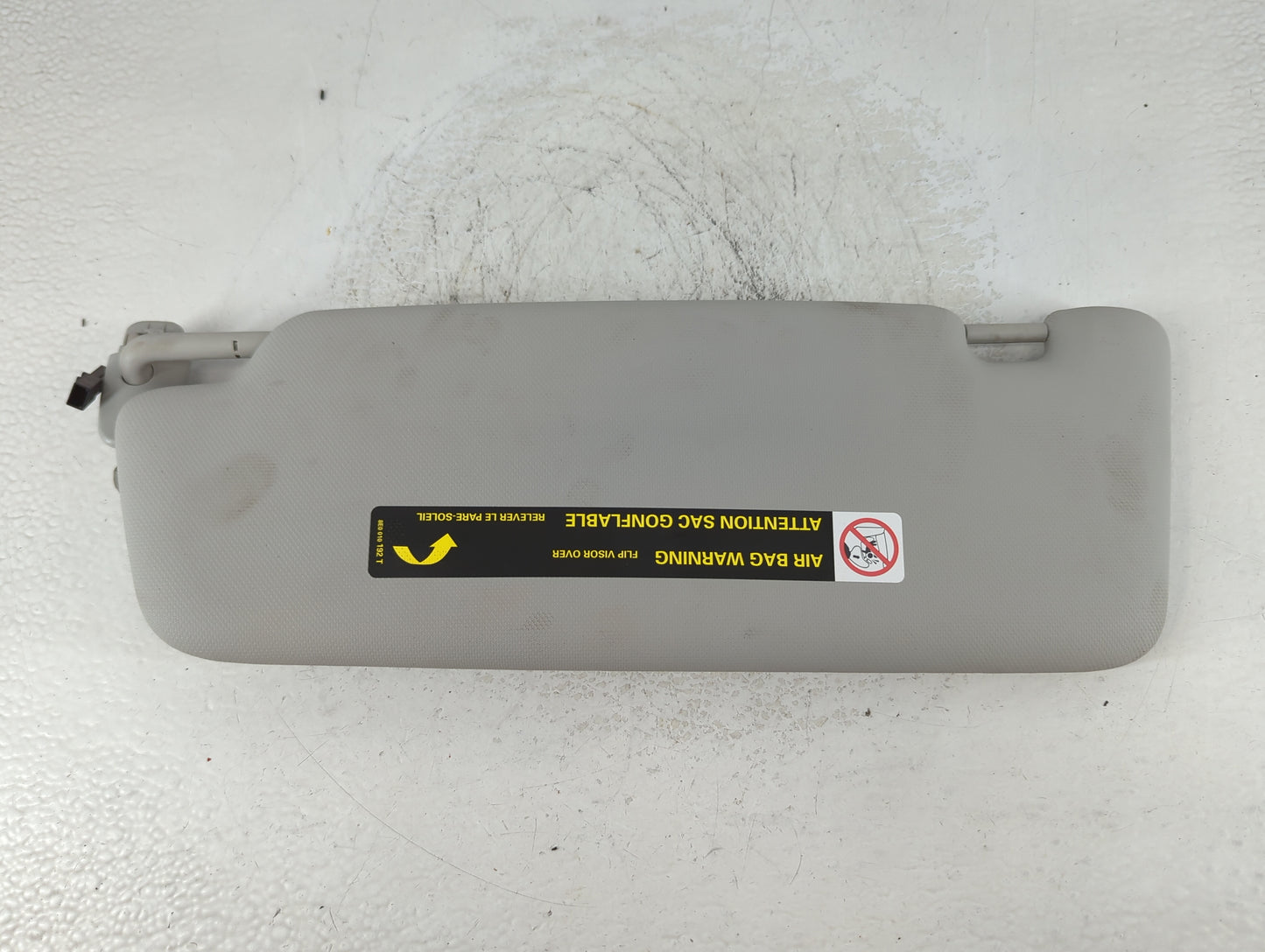 2013-2016 Audi A4 Sun Visor Shade Replacement Passenger Right Mirror Fits Fits 2013 2014 2015 2016 OEM Used Auto Parts - Oem