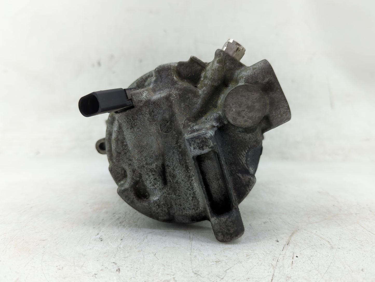 2017-2020 Audi A4 Air Conditioning A/c Ac Compressor Oem - Oemusedautoparts1.com