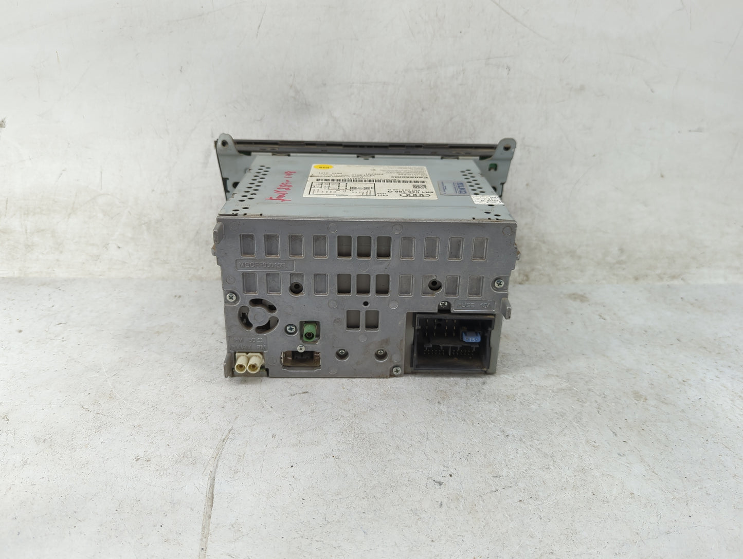 2013-2016 Audi A4 Radio AM FM Cd Player Receiver Replacement P/N:8R1035186Q Fits Fits 2013 2014 2015 2016 OEM Used Auto Part