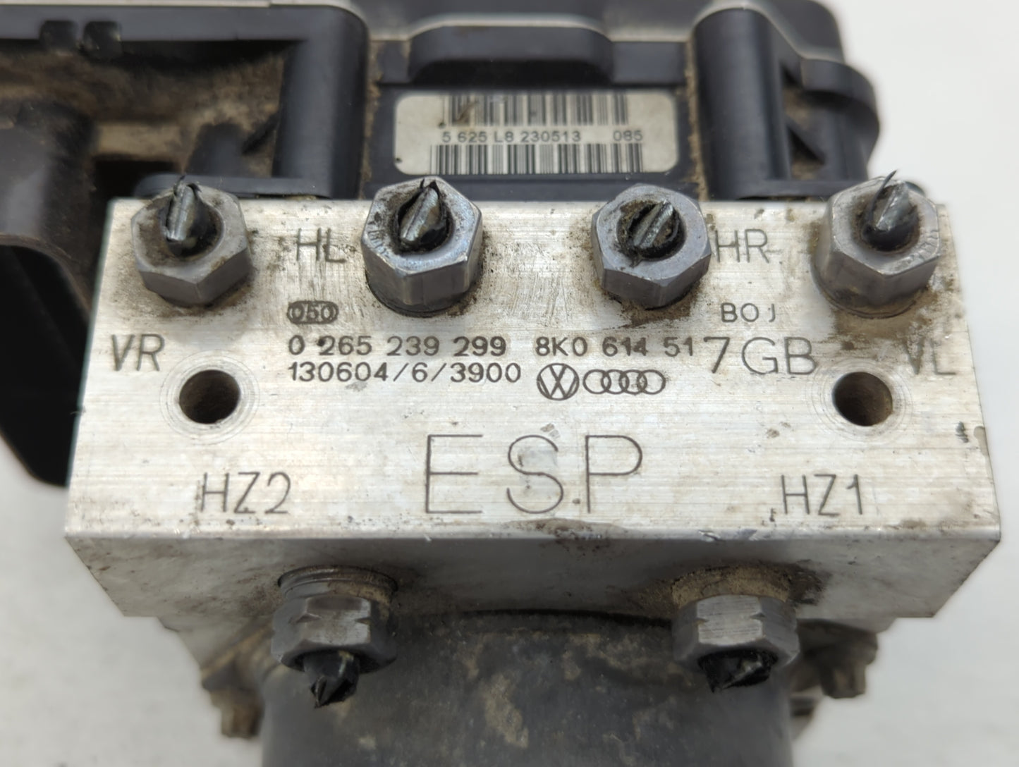 2014-2016 Audi A4 ABS Pump Control Module Replacement P/N:0265 239 299 8K0 614 517 GB Fits Fits 2014 2015 2016 OEM Used Auto