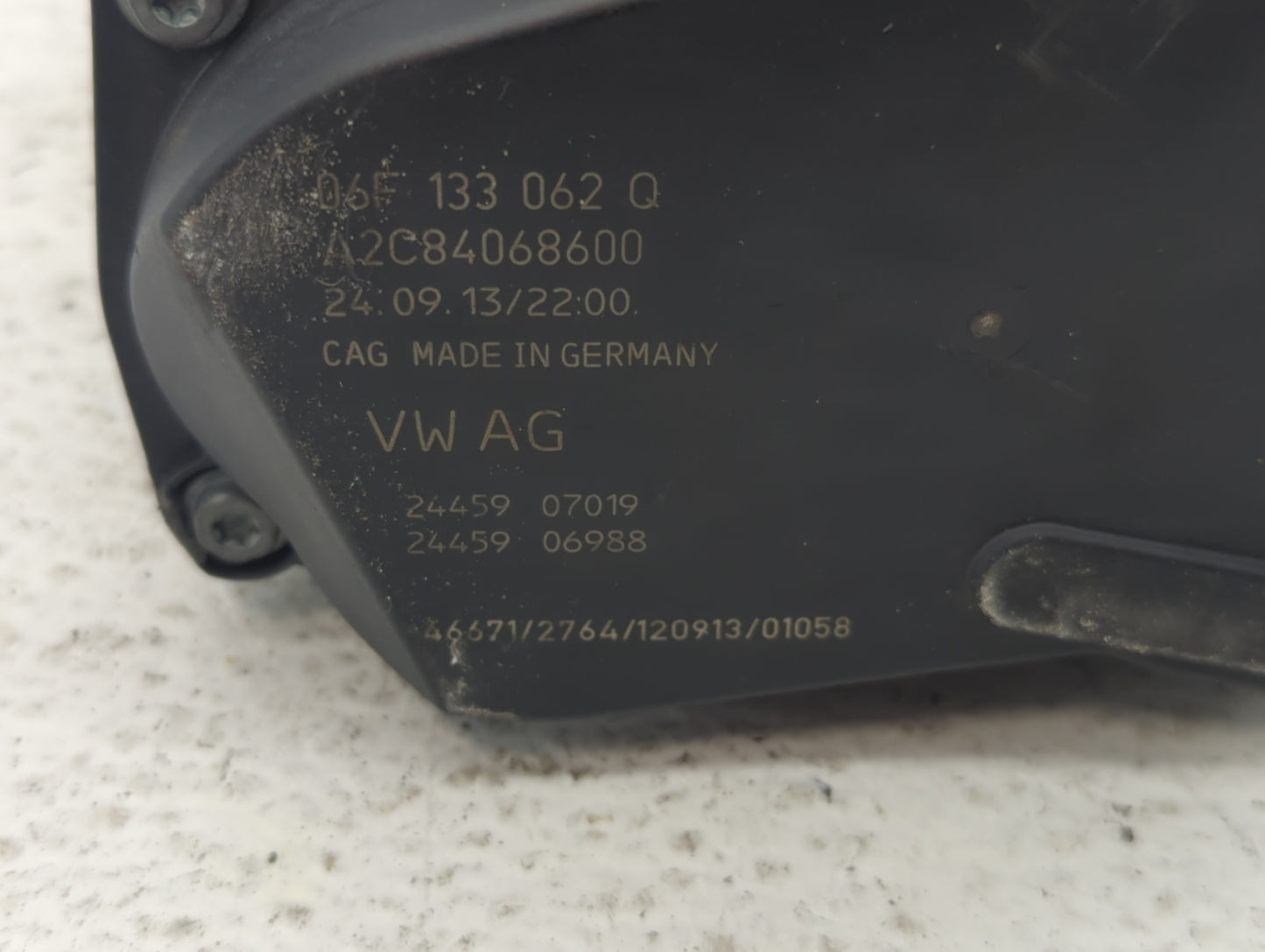 2005-2016 Audi A4 Throttle Body P/N:06F 133 062 T 06F 133 062 Q Fits OEM Used Auto Parts - Oemusedautoparts1.com
