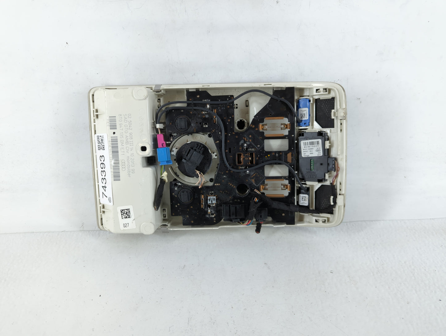 2013-2015 Audi A4 Overhead Roof Console 743393 - Oemusedautoparts1.com