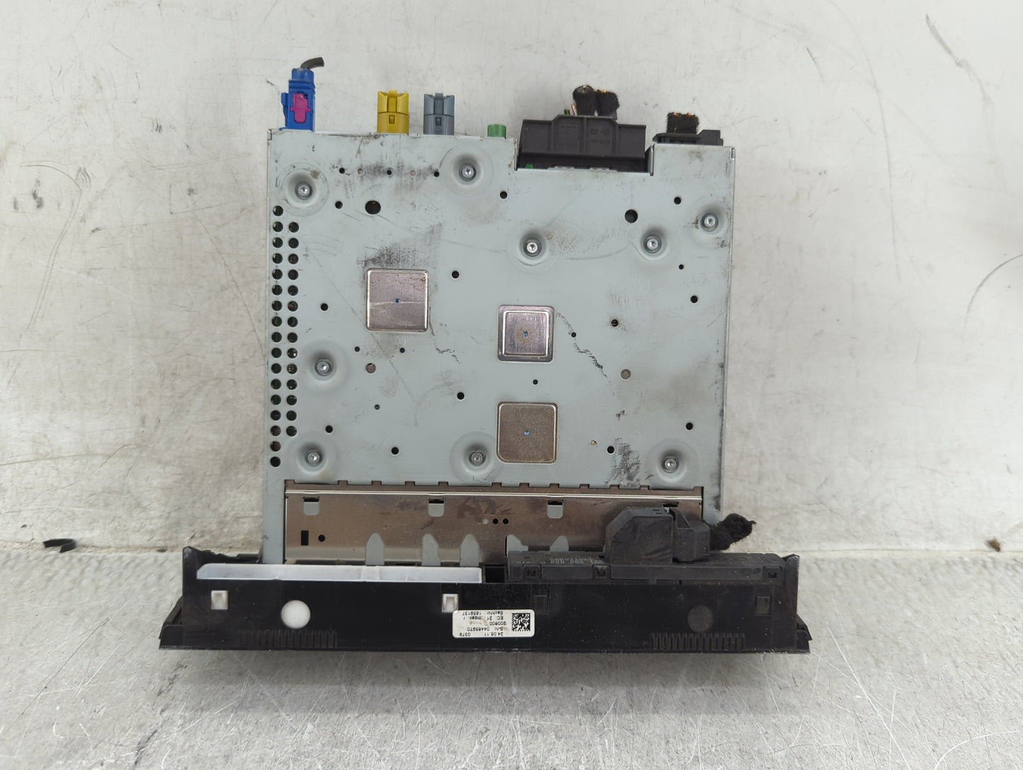 2010-2017 Audi A5 Radio AM FM Cd Player Receiver Replacement P/N:8R1035186Q CQ-JA12E6AE Fits OEM Used Auto Parts - Oemusedau