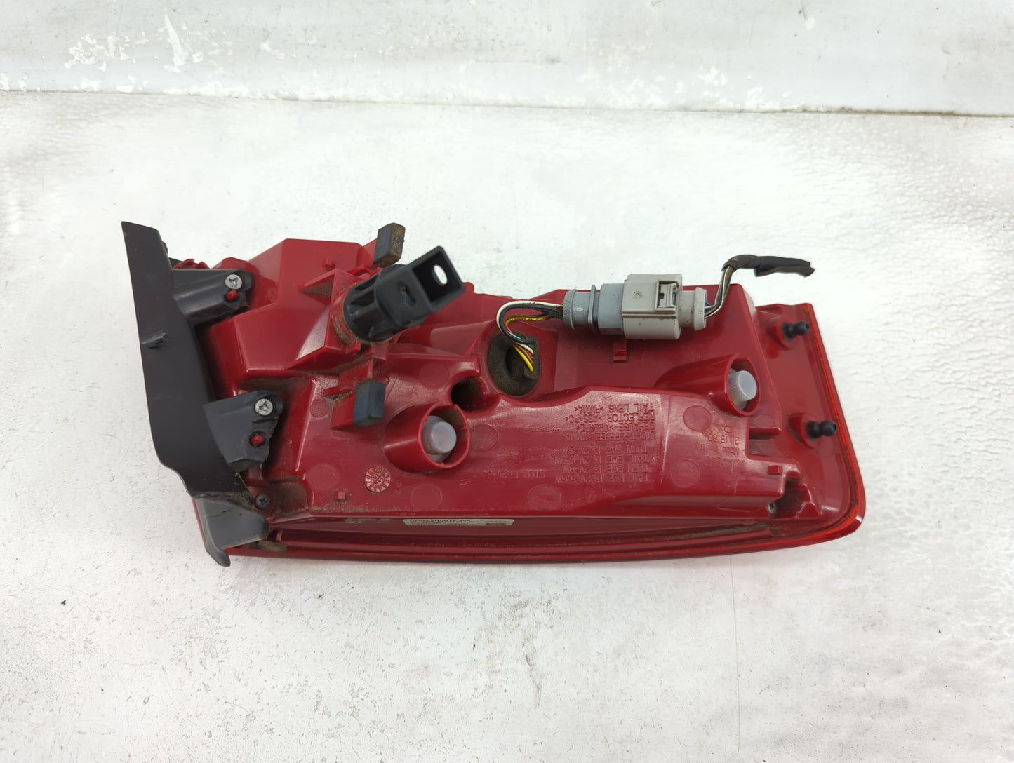 2013-2017 Audi A5 Tail Light Assembly Passenger Right OEM P/N:8T0945096L Fits Fits 2013 2014 2015 2016 2017 OEM Used Auto Pa