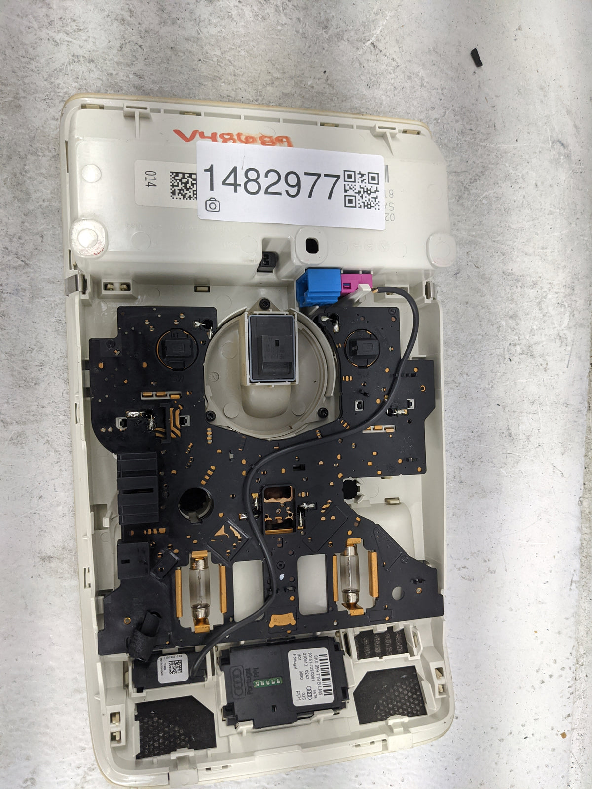 2008-2016 Audi A5 Overhead Roof Console Tan - Oemusedautoparts1.com