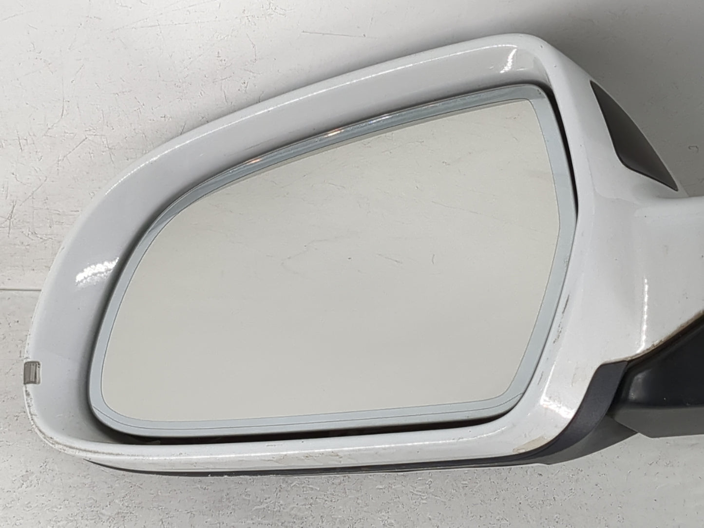2010-2016 Audi S4 Driver Side View Mirror - Left Door Mirror OEM Used - Oemusedautoparts1.com