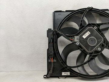 2012-2018 Bmw 320i Electric Radiator Cooling Fan Motor Assembly P/N:17427600558 Fits Fits 2012 2013 2014 2015 2016 2017 2018 OEM Used Auto Parts