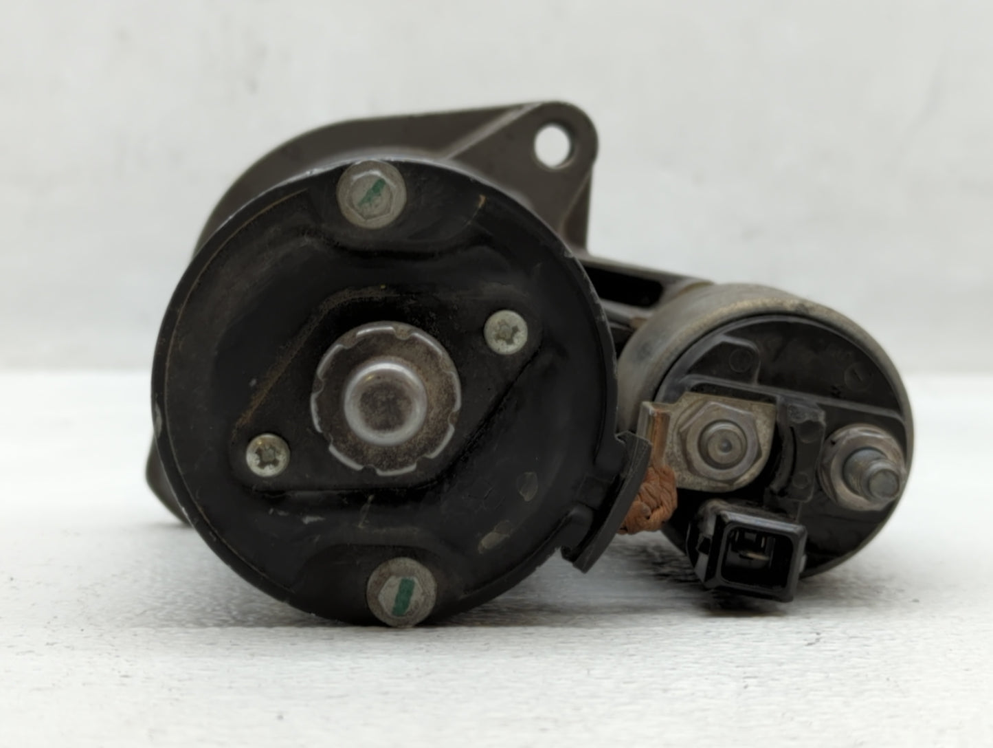 2014-2018 Bmw 320i Car Starter Motor Solenoid OEM P/N:0 001 147 425 Fits Fits 2012 2013 2014 2015 2016 2017 2018 OEM Used Au