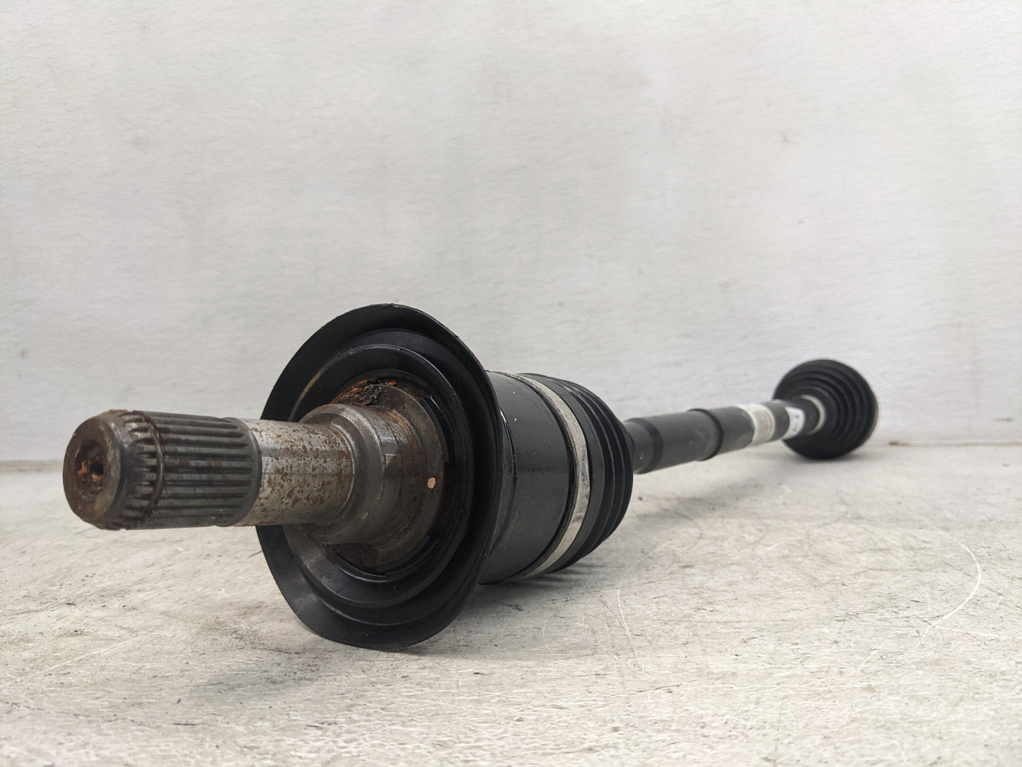 2012-2016 Bmw 328i Axle Shaft Rear Passenger Cv C/v - Oemusedautoparts1.com