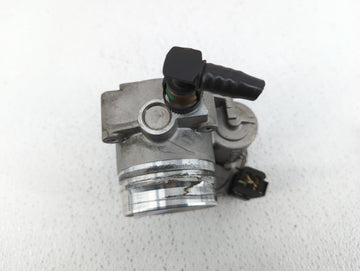 2012-2016 Bmw 328i Throttle Body P/N:1354 7588625-04 1354 7588625-03, 1354 7588625 Fits Fits 2012 2013 2014 2015 2016 2017 2018 OEM Used Auto Parts