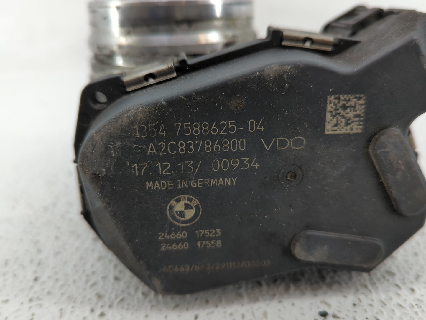 2012-2016 Bmw 328i Throttle Body P/N:1354 7588625-04 1354 7588625-03, 1354 7588625 Fits Fits 2012 2013 2014 2015 2016 2017 2
