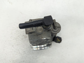 2012-2016 Bmw 328i Throttle Body P/N:1354 7588625-04 1354 7588625-03 Fits Fits 2012 2013 2014 2015 2016 2017 2018 OEM Used Auto Parts