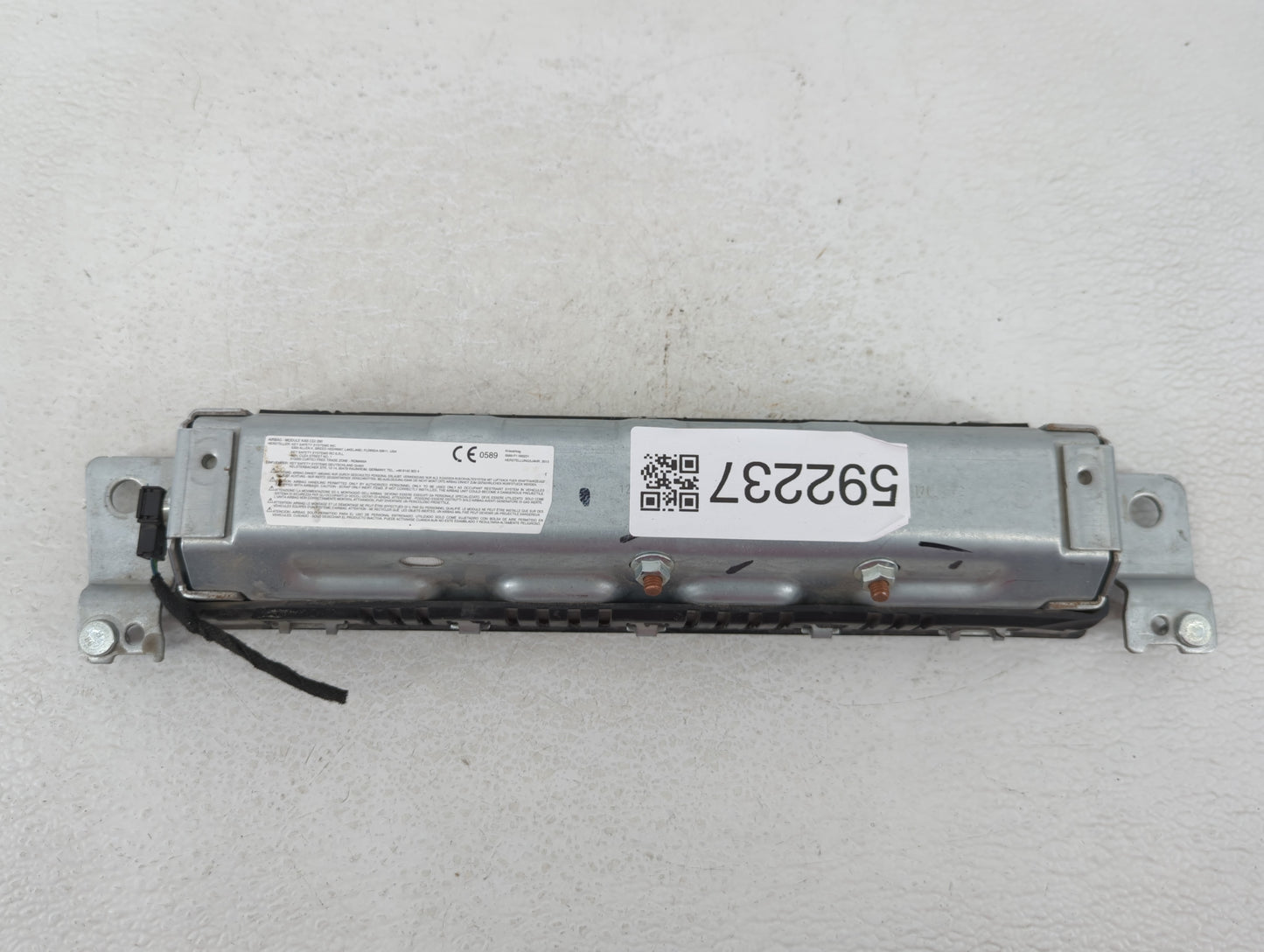 2012-2016 Bmw 328i Air Bag Passenger Right Knee OEM P/N:KV922865313 Fits Fits 2012 2013 2014 2015 2016 2017 2018 2019 2020 O