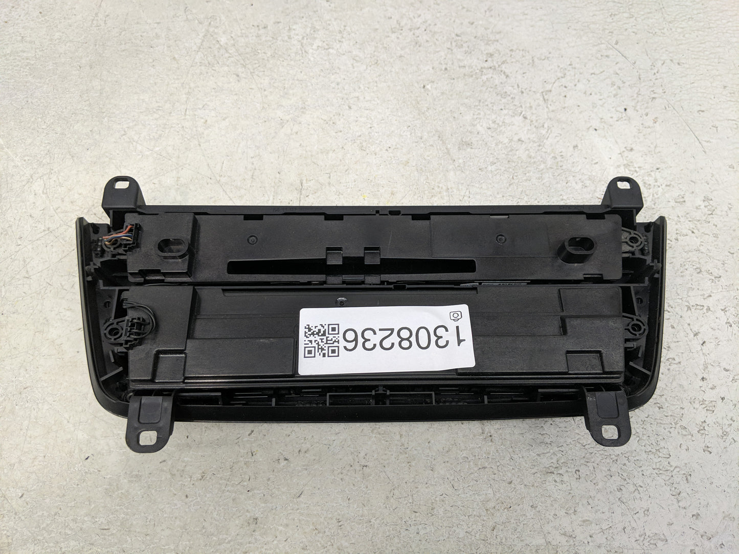 2012-2014 Bmw 335i Climate Control Module Temperature AC/Heater Replacement Fits Fits 2012 2013 2014 OEM Used Auto Parts - O