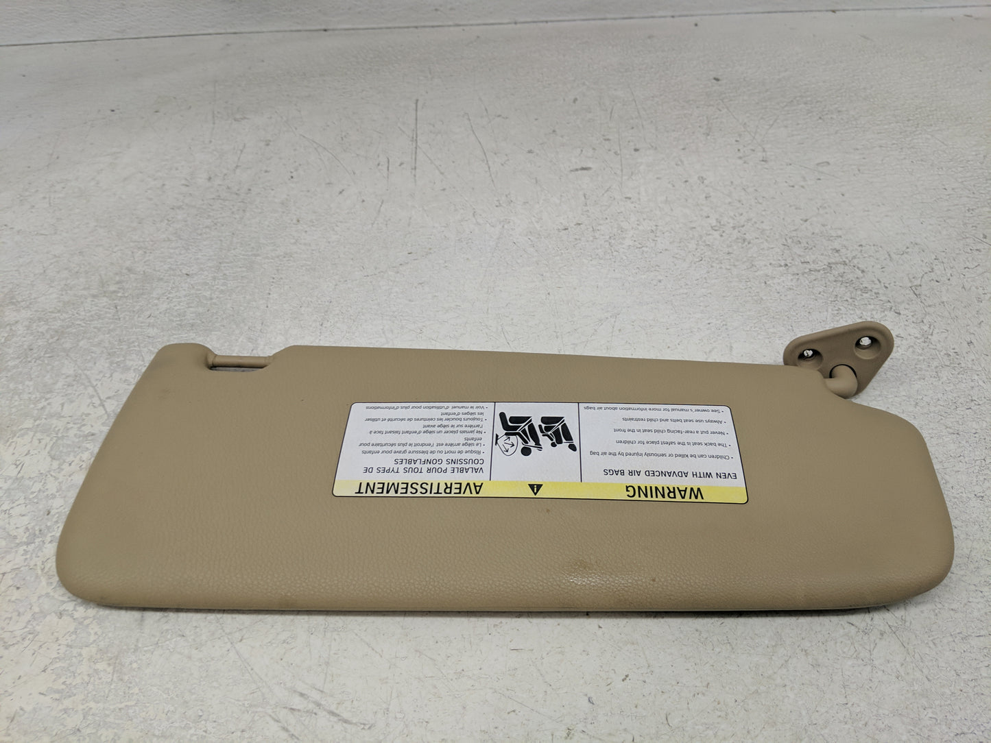 2012-2015 Bmw X1 Sun Visor Shade Replacement Driver Left Mirror Fits OEM Used Auto Parts - Oemusedautoparts1.com