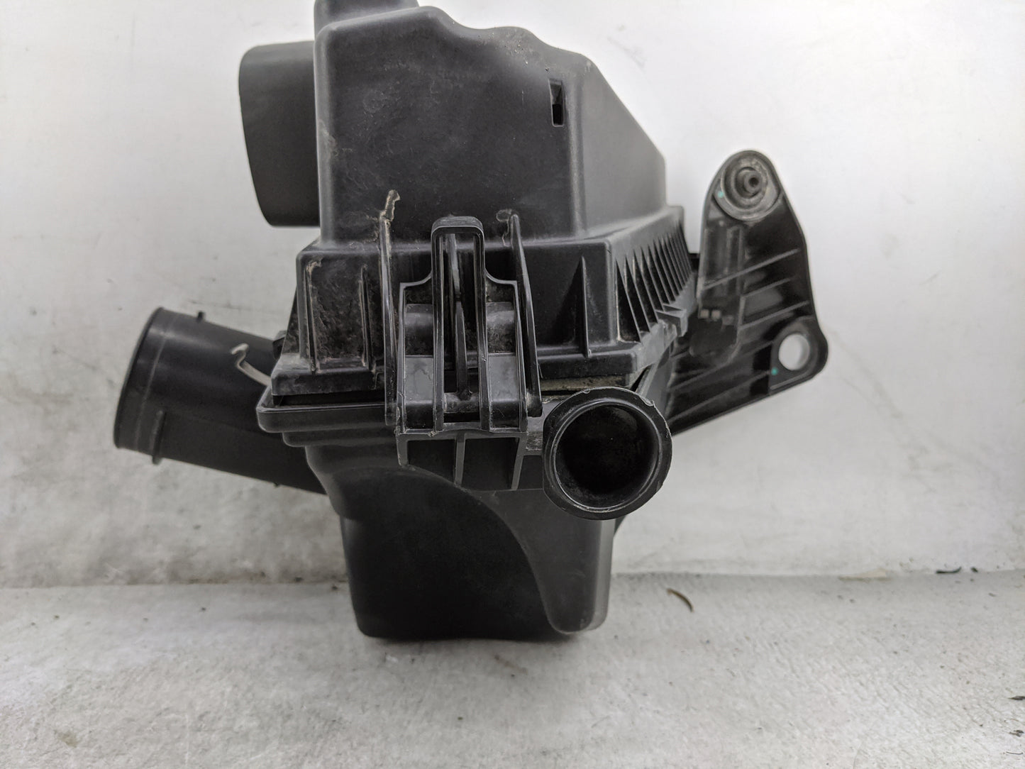 2012-2015 Bmw X1 Air Cleaner Intake-duct Hose Tube - Oemusedautoparts1.com