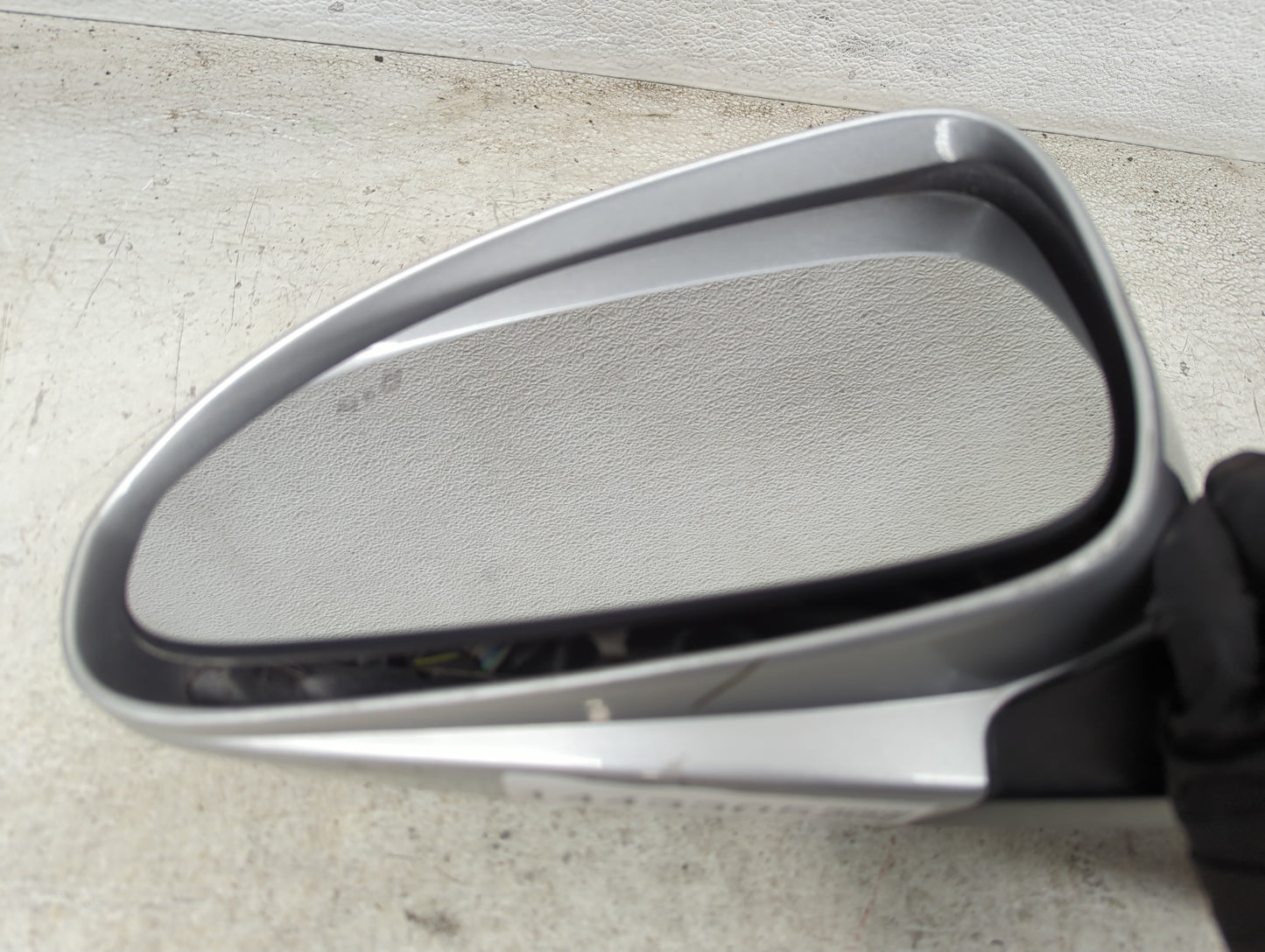 2013-2017 Buick Enclave Driver Side View Mirror - Left Door Mirror OEM Used - Oemusedautoparts1.com