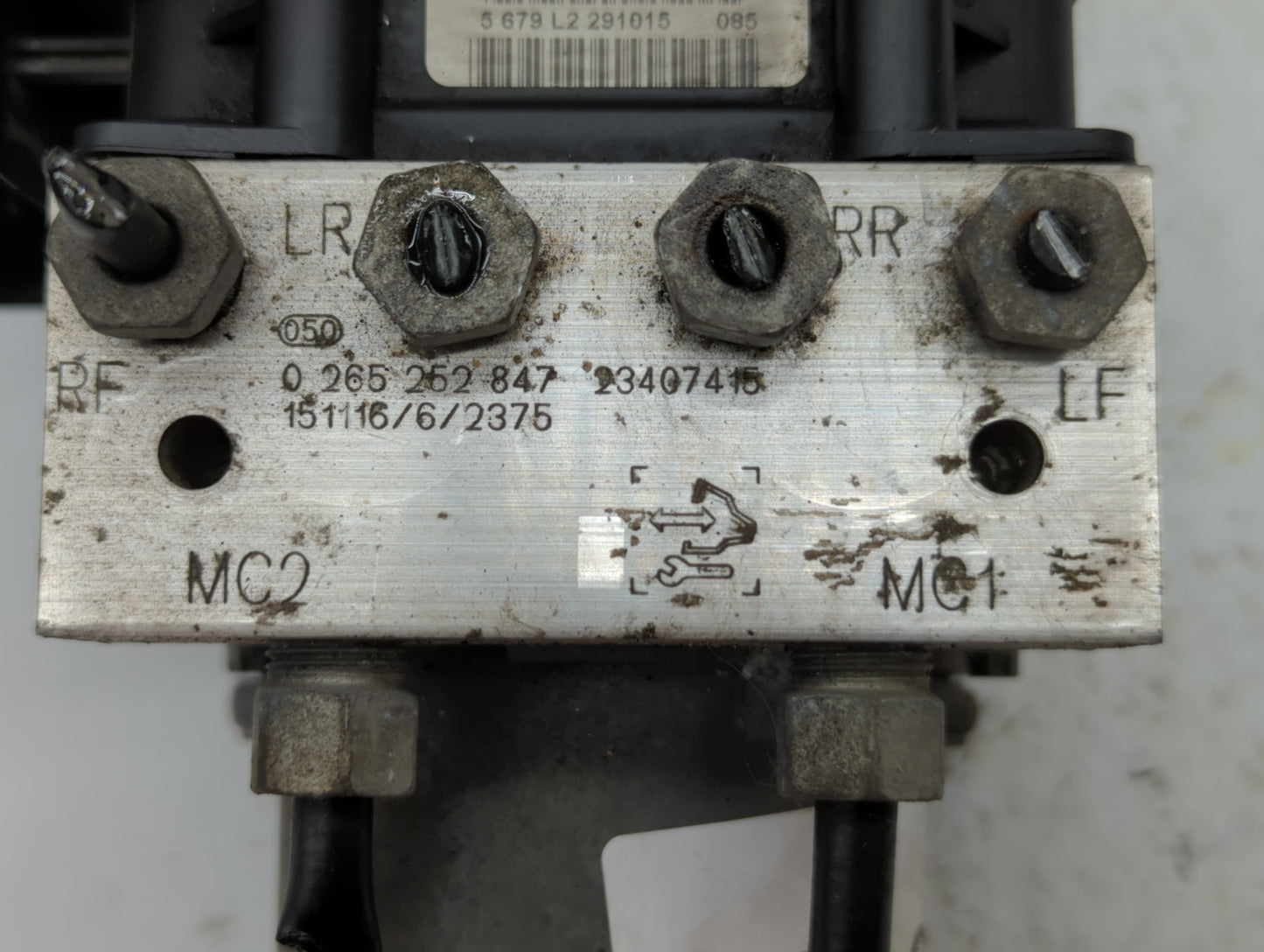 2012-2017 Buick Enclave ABS Pump Control Module Replacement P/N:22912777 22822155 Fits Fits 2012 2013 2014 2015 2016 2017 OE