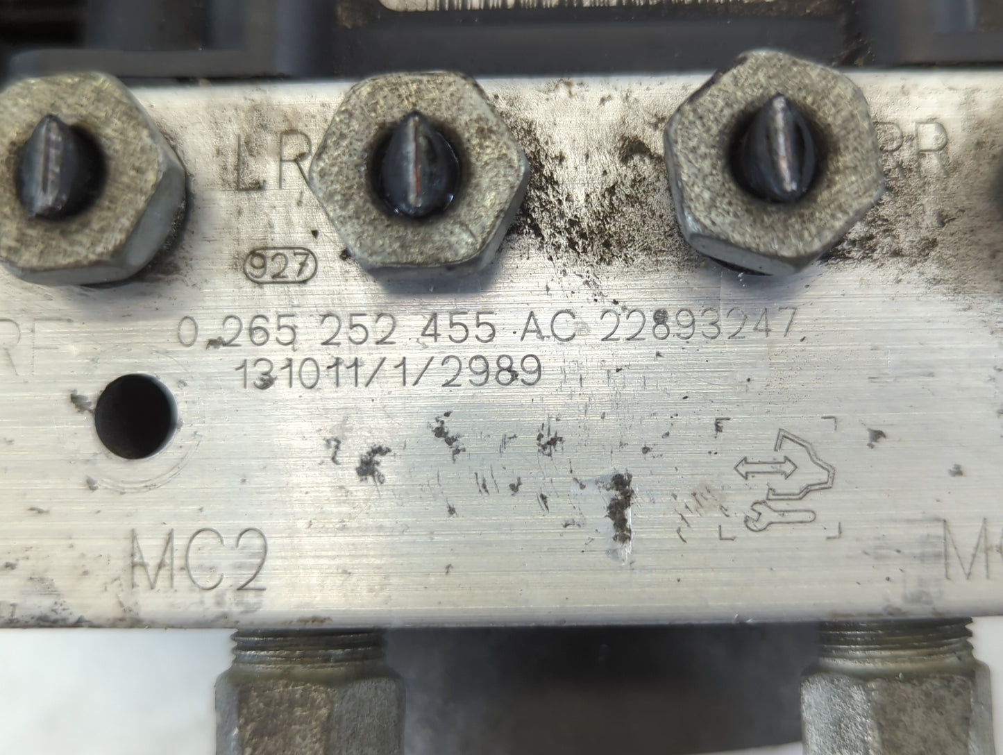 2012-2017 Buick Enclave ABS Pump Control Module Replacement P/N:455 AC 22893247 Fits Fits 2012 2013 2014 2015 2016 2017 OEM