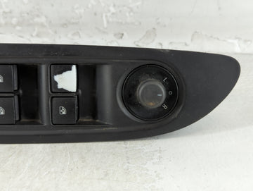 2013-2016 Buick Encore Master Power Window Switch Replacement Driver Side Left P/N:AVK21689-600RP Fits Fits 2013 2014 2015 2016 OEM Used Auto Parts