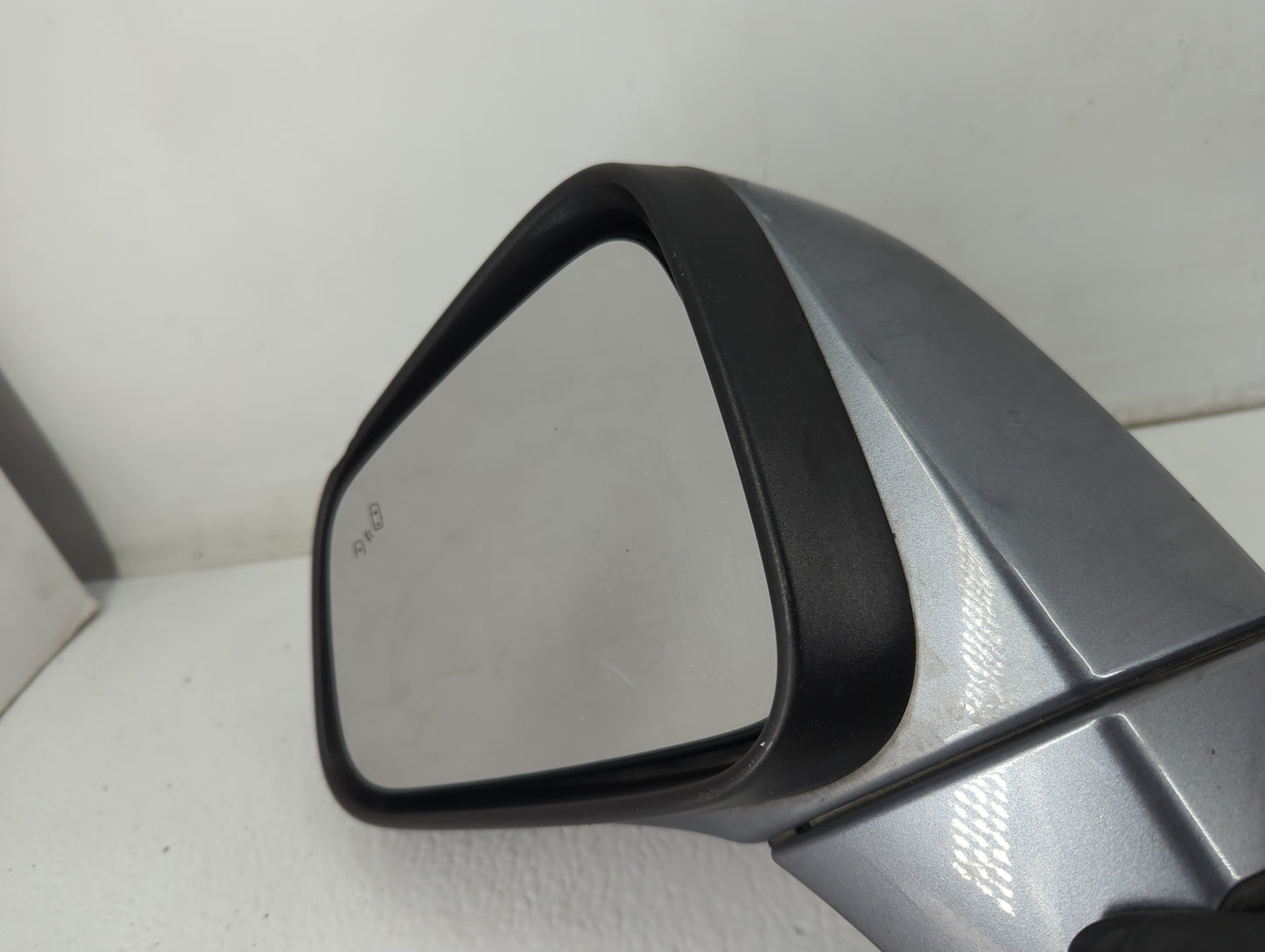 2014-2016 Buick Encore Driver Side View Mirror - Left Door Mirror OEM Used - Oemusedautoparts1.com