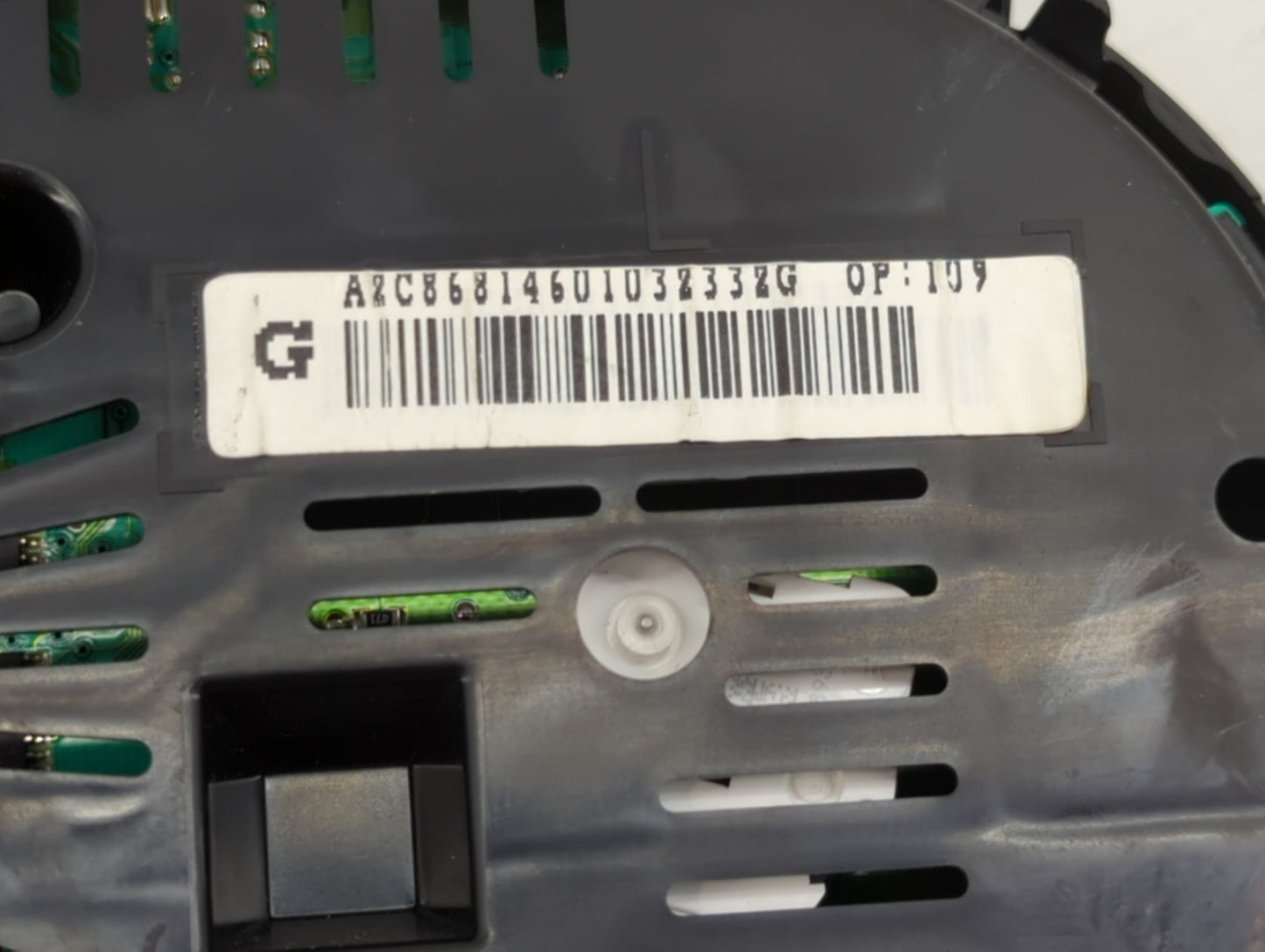 2014 Buick Encore Instrument Cluster Speedometer Gauges P/N:A2C86814601032332G Miles: Fits OEM Used Auto Parts - Oemusedauto