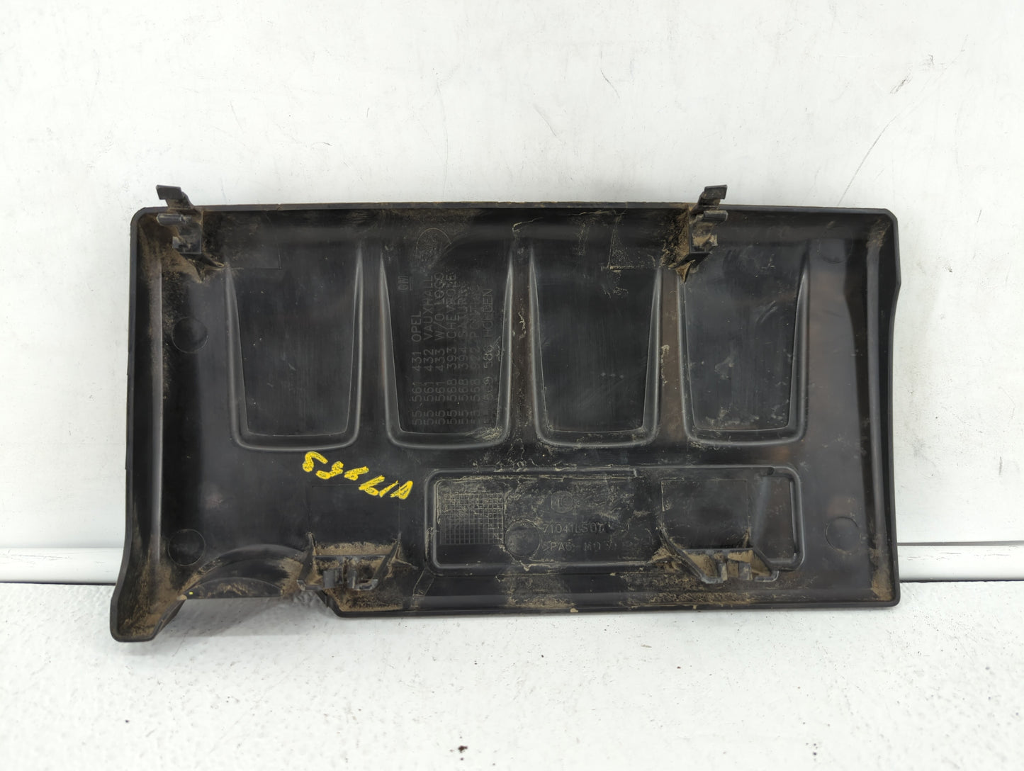2014 Buick Encore Engine Cover Black - Oemusedautoparts1.com