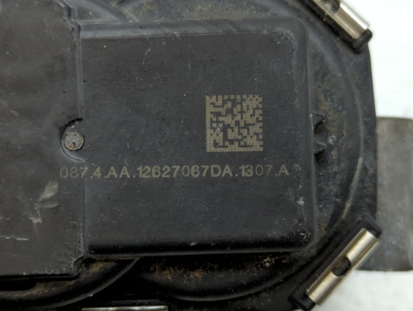2014-2017 Buick Regal Throttle Body P/N:12670837AA 12681472AA, 12670937AA, 12627067DA Fits Fits 2013 2014 2015 2016 2017 201