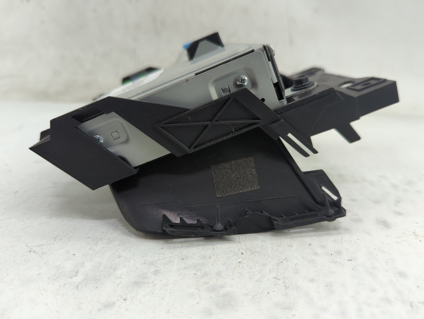 2014 Buick Verano Information Display Screen Black - Oemusedautoparts1.com