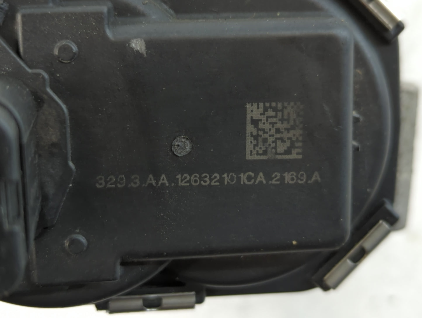 2012-2015 Buick Verano Throttle Body P/N:12632101CA Fits Fits 2012 2013 2014 2015 OEM Used Auto Parts - Oemusedautoparts1.co