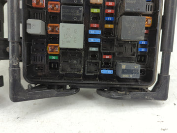 2014 Cadillac Cts Fusebox Fuse Box Panel Relay Module P/N:23122140 22953291 Fits OEM Used Auto Parts