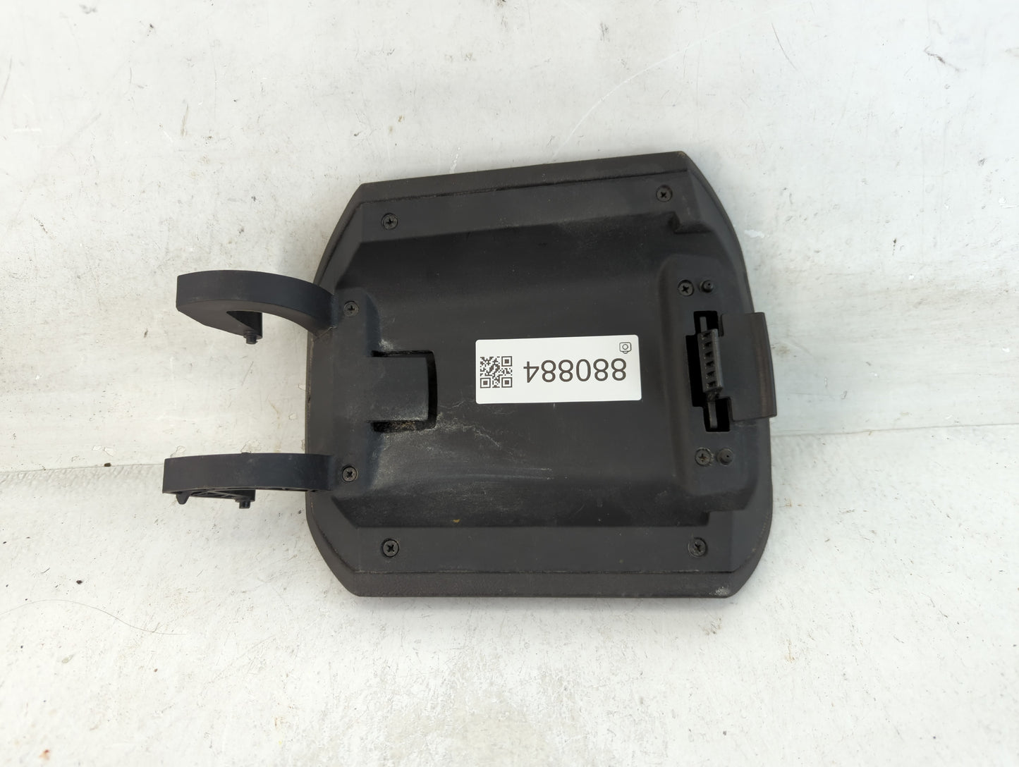 2014 Chevrolet Camaro Center Console Armrest Cover Lid Fits OEM Used Auto Parts - Oemusedautoparts1.com