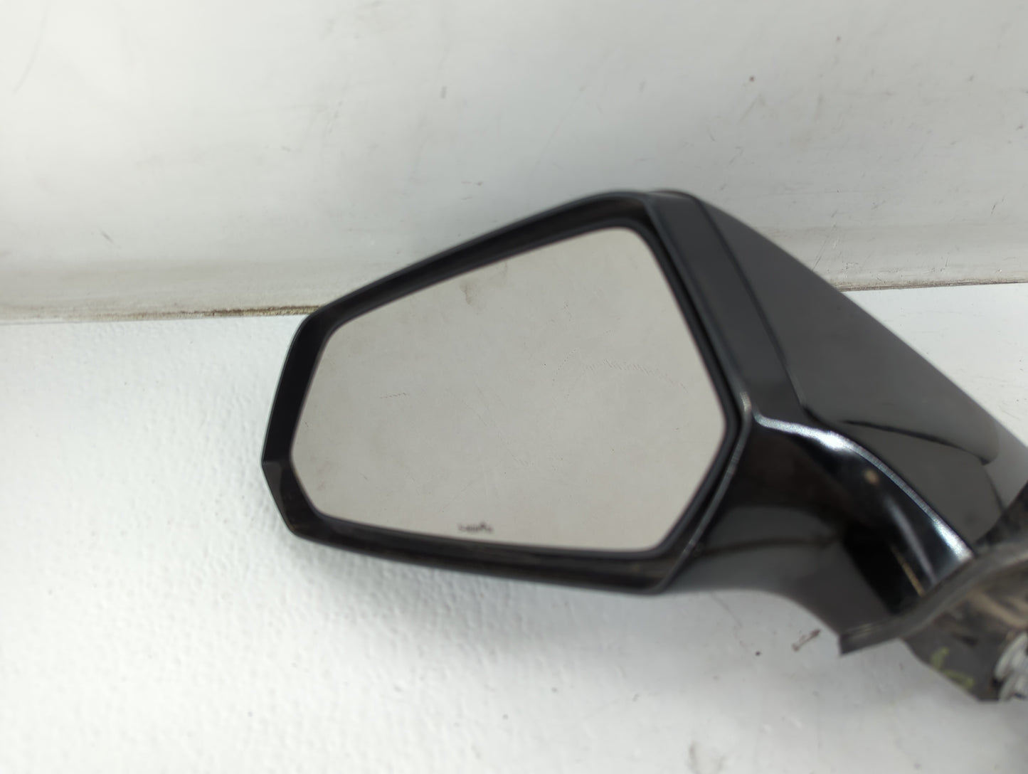 2010-2015 Chevrolet Camaro Driver Side View Mirror - Left Door Mirror OEM Used - Oemusedautoparts1.com