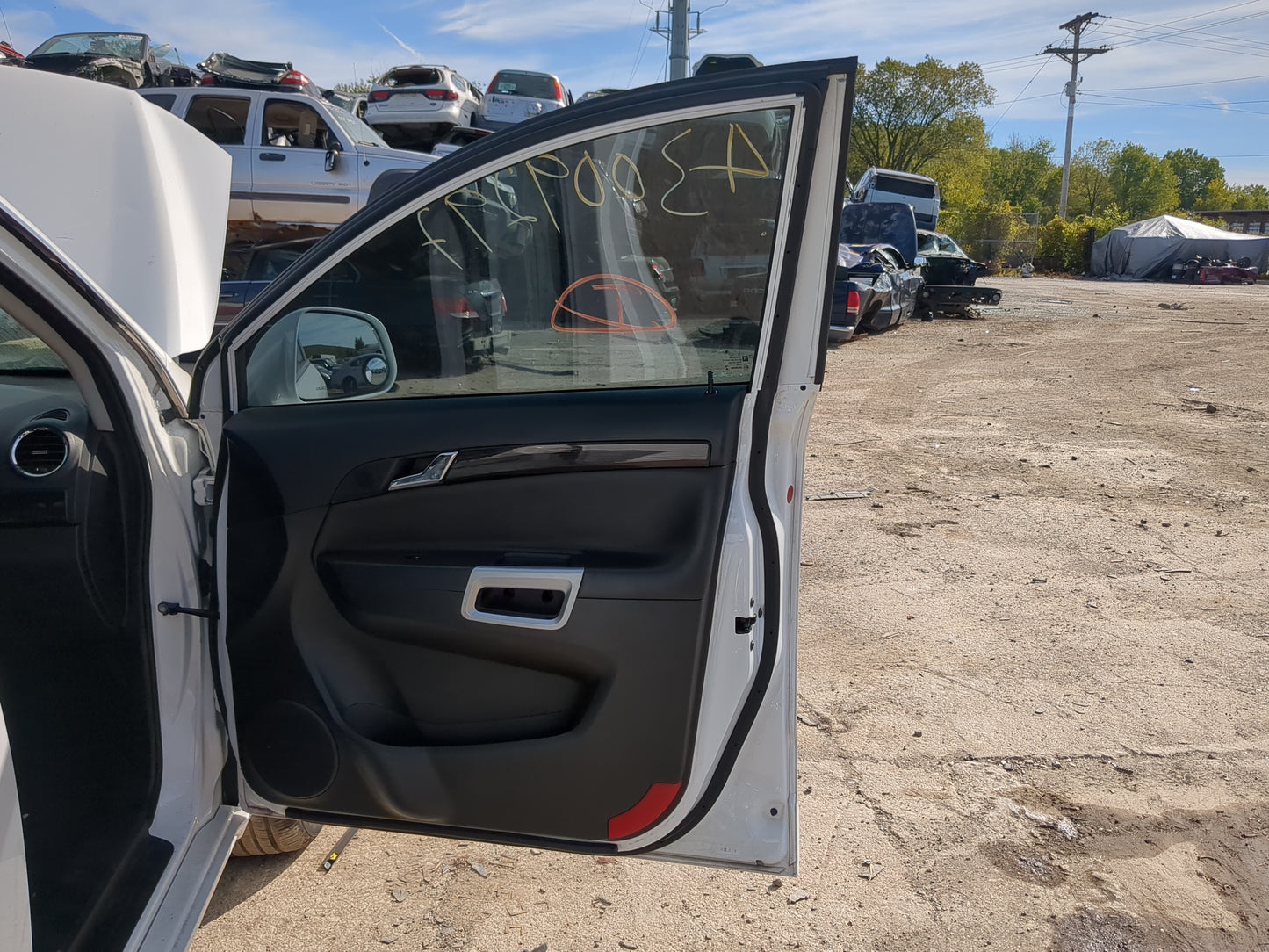 2012-2015 Chevrolet Captiva Sport Passenger Front Door Oem - Oemusedautoparts1.com