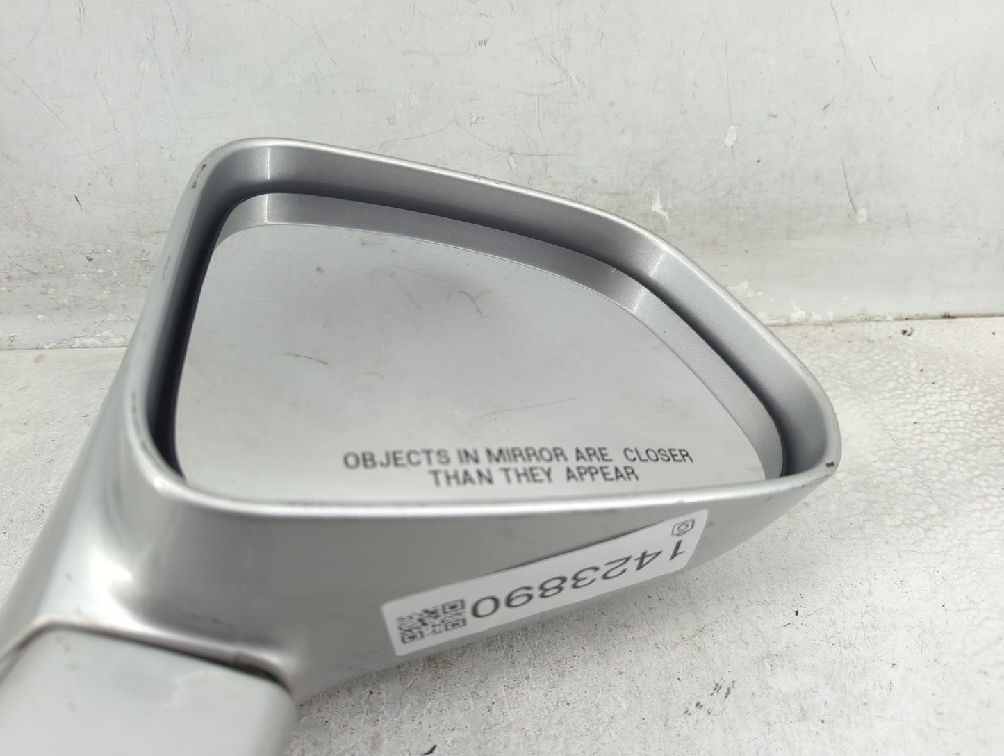 2012-2015 Chevrolet Captiva Sport Passenger Side View Mirror - Right Door Mirror OEM Used - Oemusedautoparts1.com
