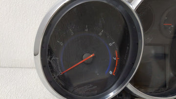2013-2014 Chevrolet Cruze Instrument Cluster Speedometer Gauges P/N:95129376 Fits Fits 2013 2014 OEM Used Auto Parts