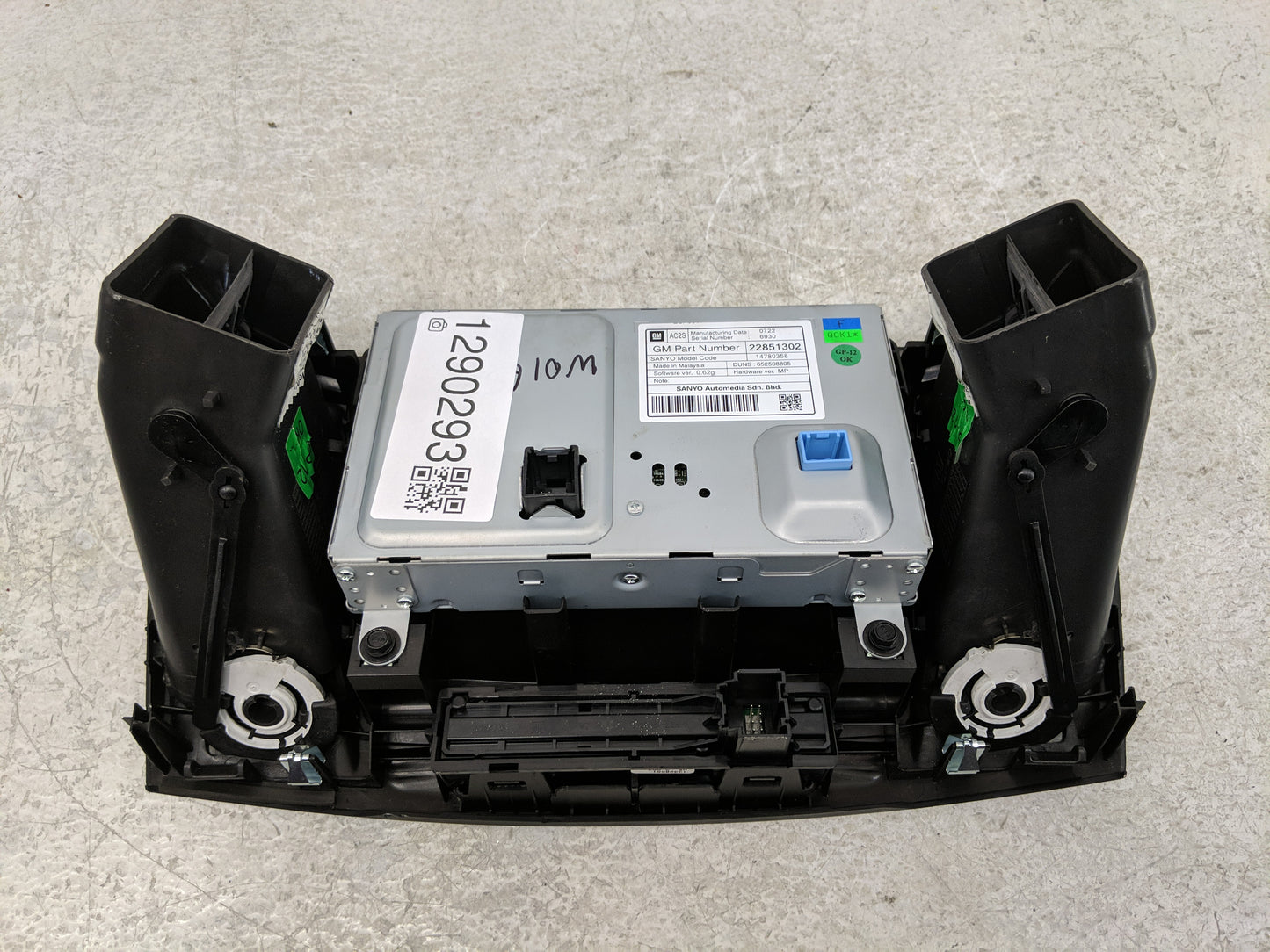 2012-2016 Chevrolet Cruze Information Display Screen - Oemusedautoparts1.com
