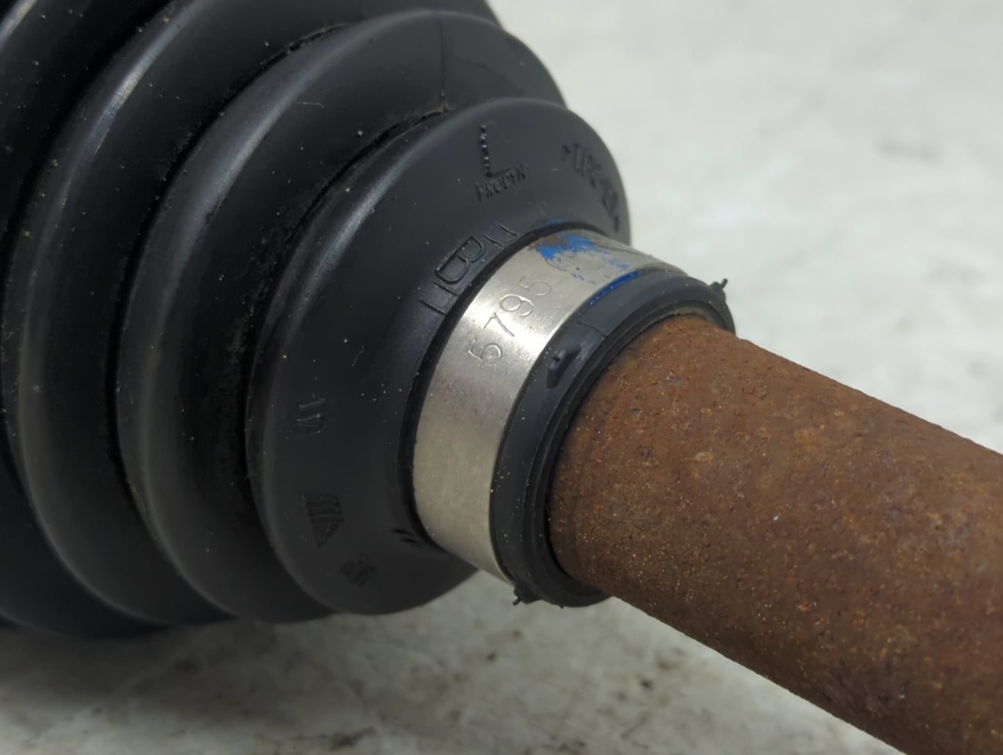 2011-2016 Chevrolet Cruze Axle Shaft Front Driver Cv C/v - Oemusedautoparts1.com