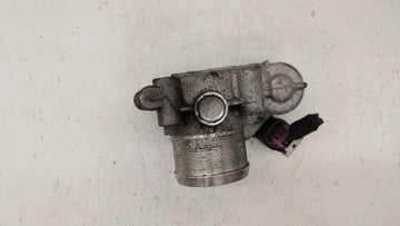2011-2016 Chevrolet Cruze Throttle Body P/N:55565489 12644239AA, 55581662 Fits Fits 2011 2012 2013 2014 2015 2016 2017 2018 2019 OEM Used Auto Parts