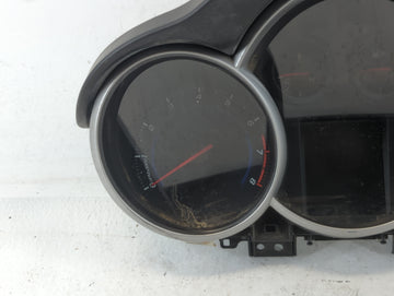 2013-2014 Chevrolet Cruze Instrument Cluster Speedometer Gauges P/N:94560794 811511914 Fits Fits 2013 2014 OEM Used Auto Parts